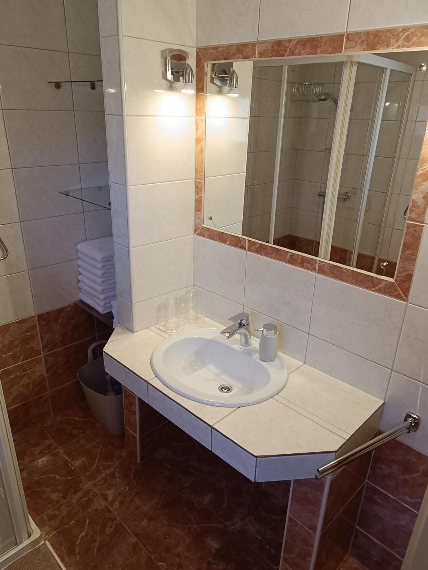 Apartmani Sprljan ヴォディツェ エクステリア 写真